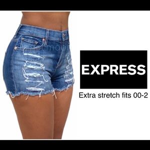 🍀Express high waist distressed cut off shorts